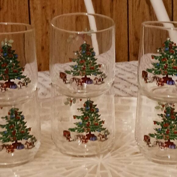 Set of 6 Luminarc Noel Christmas Tree Glasses - 6 Oz - Picture 2 of 9